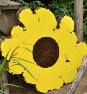 sunflower made from tree trunk in Buffalo NY