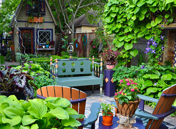 Jim Charlier garden and shed in Buffalo