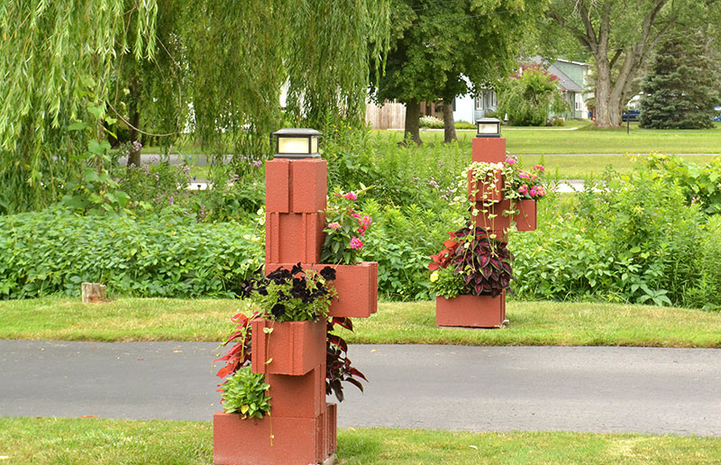 planters along driveway in Amherst NY