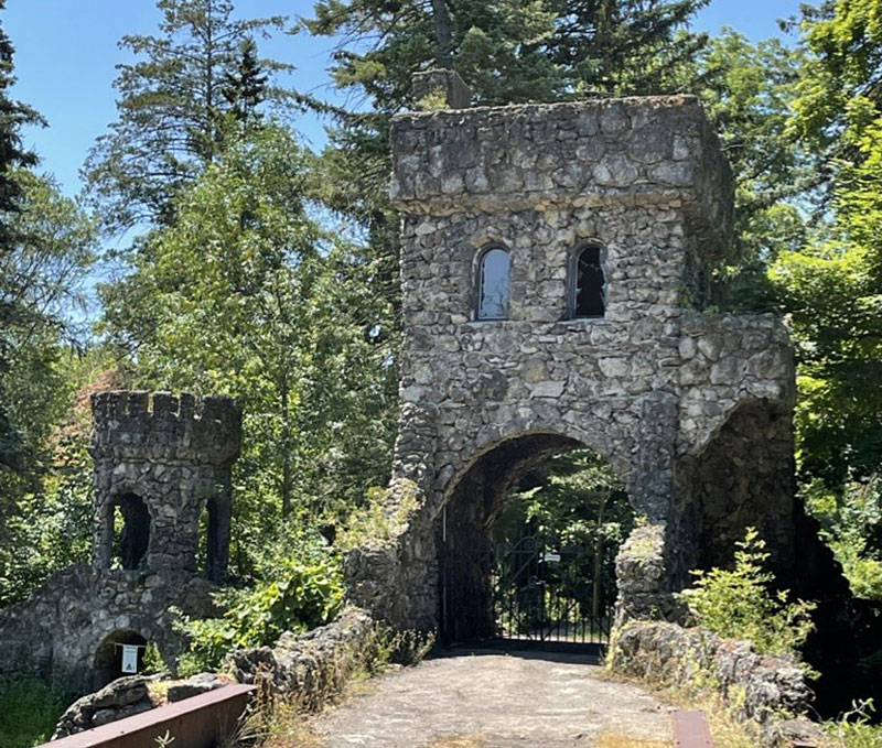 castle at Castle Creek garden in Williamsville NY