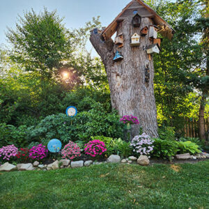 birdhouses and garden in Lewiston NY